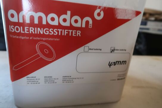 Spand med isolering stifter Armadan