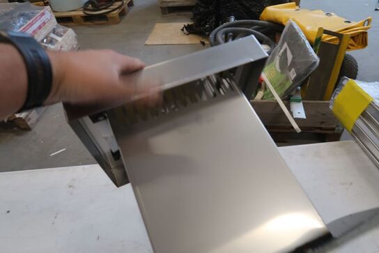 1 stk. taghætte til paptag 20x20 cm