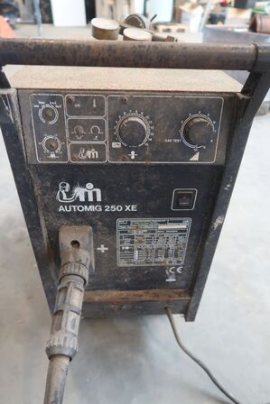 Svejser Migatronic Automig 250 XE