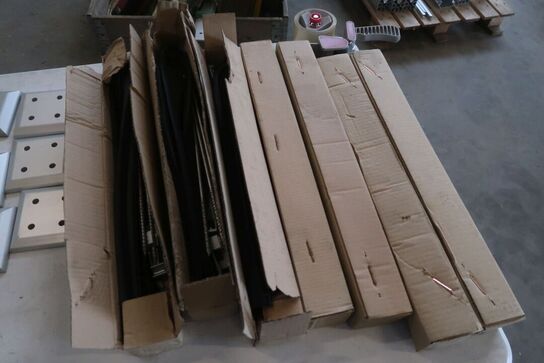 Plastmo glasrækværk, klar glas, sølv aluprofiler