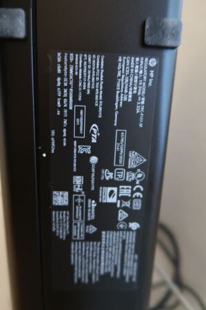 Computer HP TPC-F127-SF