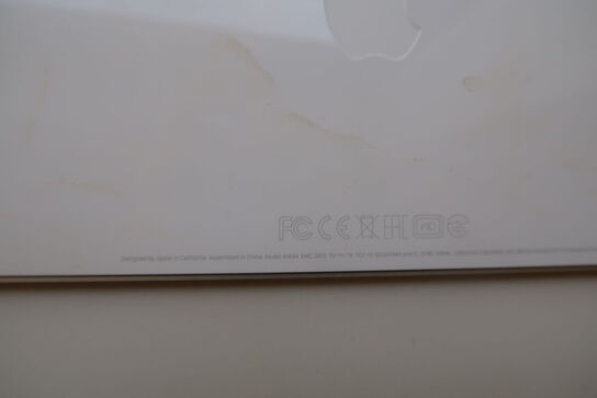 2 stk. tastatur samt mousepad APPLE A1314, A1644, A1339