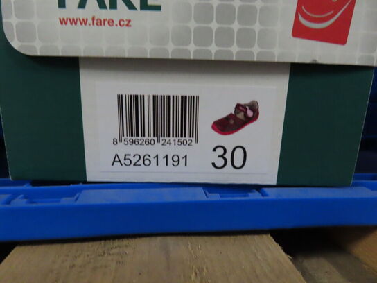 Sko FARE - str. 30