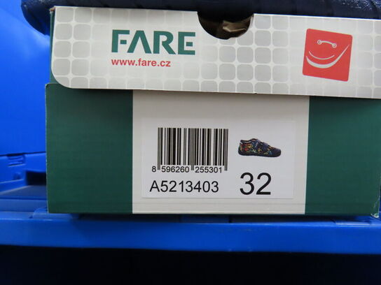 Sko FARE - str. 32