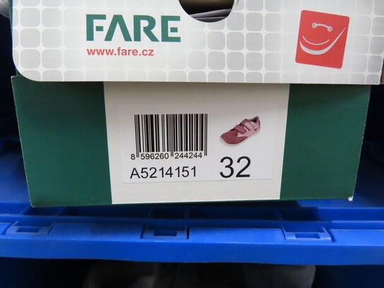 Sko FARE - str. 32