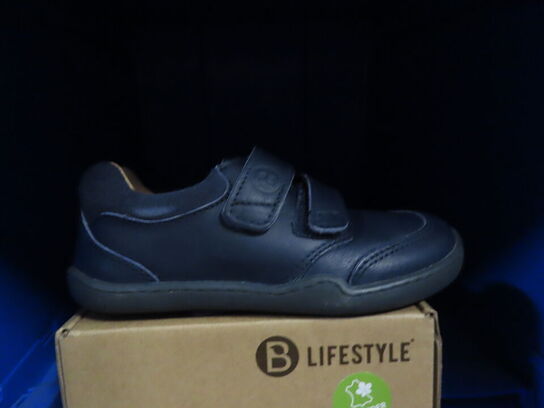 Sko B LIFESTYLE - str. 26