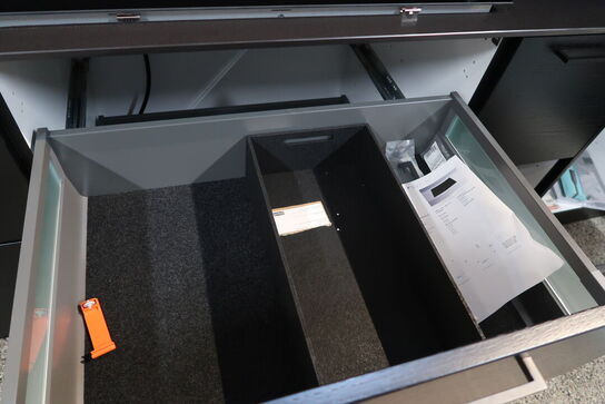 Køkken NORDANRO uden hårdehvidevarer med stenbordplade DEKTON. Vejl. udsalgspris kr: 119.000,-