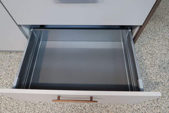 Køkken MULTI-LIVING uden håndehvidarer og indhold