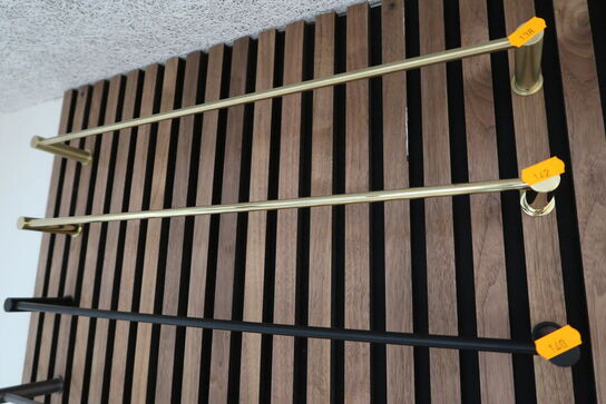 Krog, papirholder, håndklædestang, toiletbørste Messing CASSØE Noba