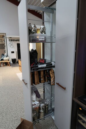 Køkken MULTI-LIVING uden håndehvidarer og indhold