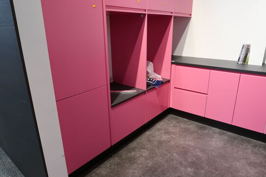 Køkken NORDANRO med vask og armatur. Vejl. udsalgspris kr: 47.000,-