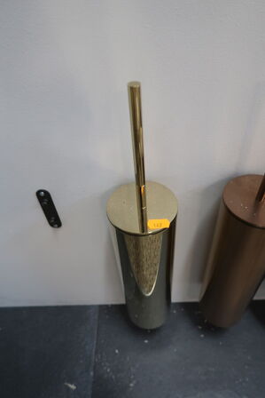 Krog, papirholder, håndklædestang, toiletbørste Messing CASSØE Noba