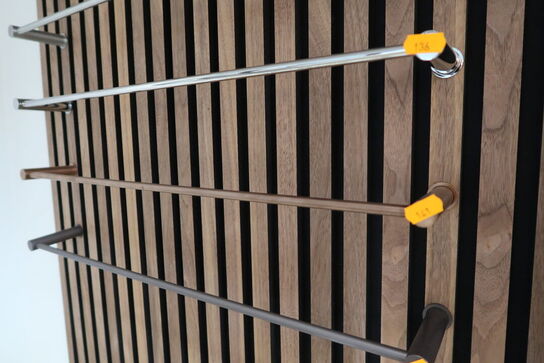 Krog, papirholder, håndklædestang, toiletbørste Børstet Kobber CASSØE Noba