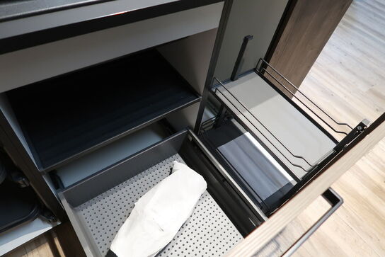 Køkken ARTEGO uden hårdehvidevarer. Vejl. udsalgspris kr: 89.000,-