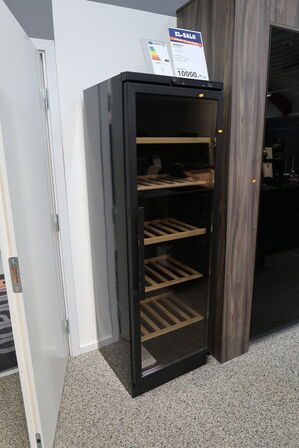 Vinkøleskab VESTFROST VHG571