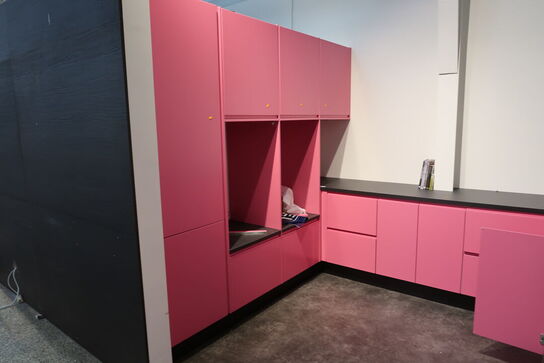 Køkken NORDANRO med vask og armatur. Vejl. udsalgspris kr: 47.000,-