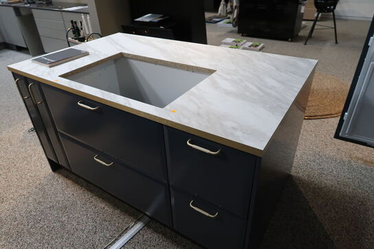 Køkken NORDANRO uden hårdehvidevarer. Vejl. udsalgspris kr: 139.000,-