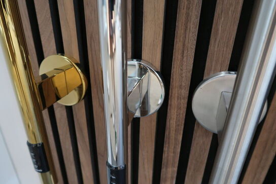 Håndklædetørrer CASSØE Rimini poleret stål