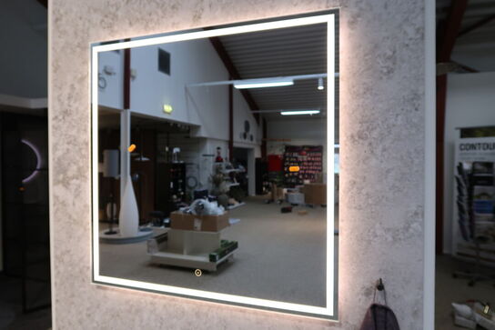 Spejl med LED-lys CASSØE Luca