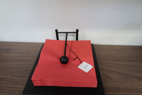 Vinkøler, div. Champagneglas, krus, tallerkner m.m.