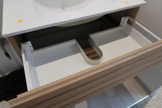 Badmødel CASSØE Class Hvidpigment Eg med vask, uden armatur