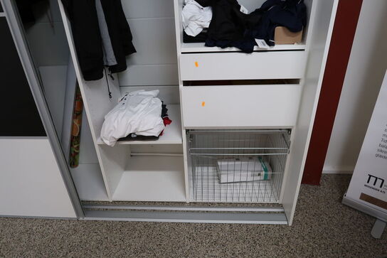 Garderobeskab CONTOURA