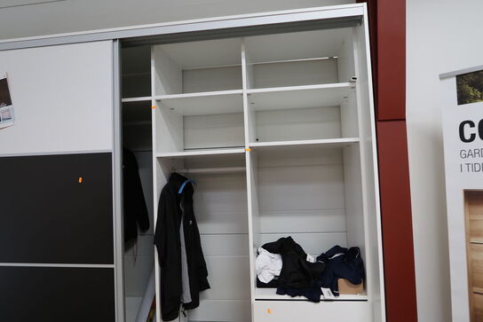 Garderobeskab CONTOURA