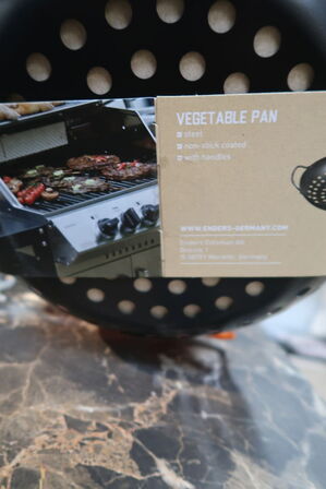 Fad, grønsagspande 2 stk. lysestager