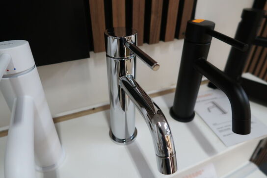 Armatur CASSØE Newform XT Krom komplet med kasse