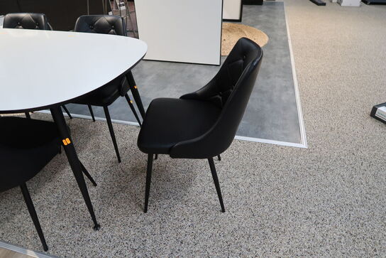 6 stk. stole samt bord