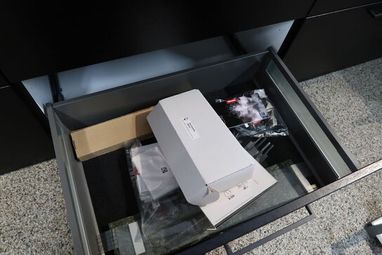 Køkken NORDANRO uden hårdehvidevarer med stenbordplade DEKTON. Vejl. udsalgspris kr: 119.000,-