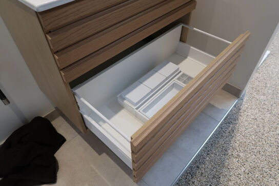 Badmødel CASSØE Class Hvidpigment Eg med vask, uden armatur