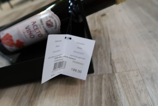 2 stk. bakker med indhold