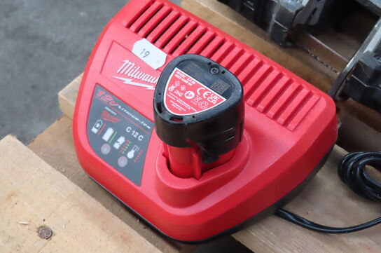 2 stk. elværktøj MILWAUKEE 