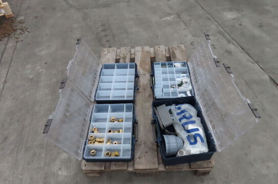 4 stk. Sortimentskasser med indhold 