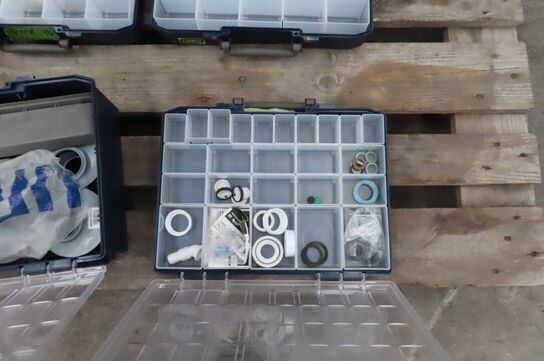 4 stk. Sortimentskasser med indhold 