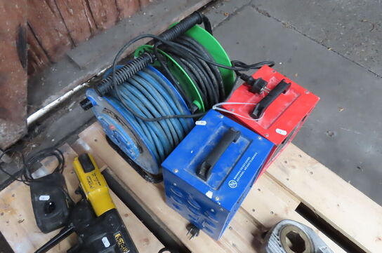 2 stk. Kabeltromler + 2 stk. varmeblæsere 