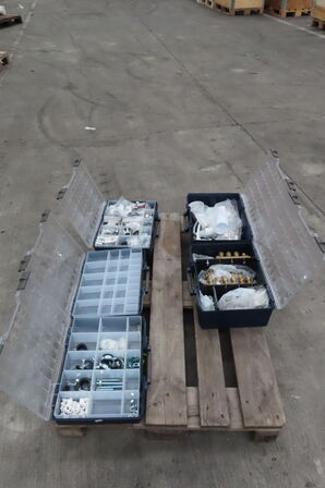 5 stk. Sortimentskasser med indhold 