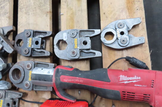 Pressemaskine MILWAUKEE M18 BLHPT