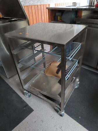 Rustfri bakkevogn, BENT BRANDT