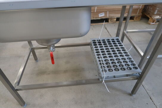 Rustfri stålbord m. vask 160x65xH90cm