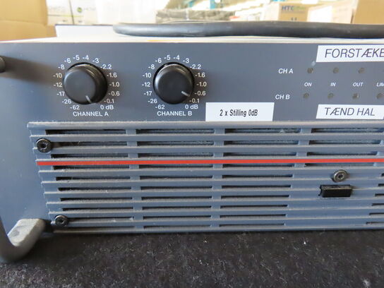 Forstærker ELECTRO-VOICE P3000
