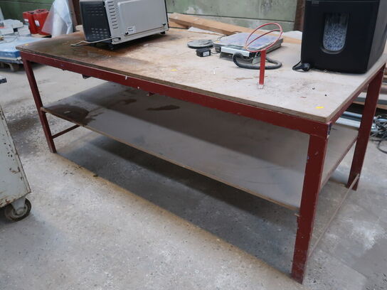 Arbejdsbord (uden indhold)