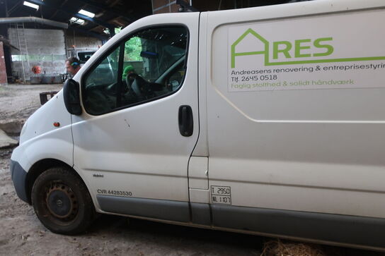 Varebil OPEL VIVARO 2.0CDTi 114HK