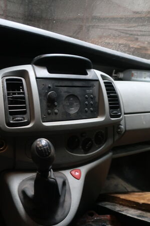 Varebil OPEL VIVARO 1.9DTI