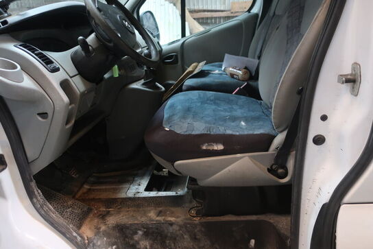 Varebil OPEL VIVARO 1.9DTI