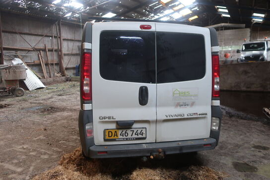 Varebil OPEL VIVARO 2.0CDTi 114HK
