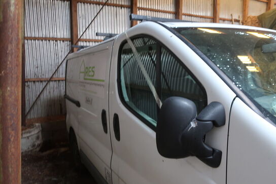 Varebil OPEL VIVARO 2.0CDTi 114HK