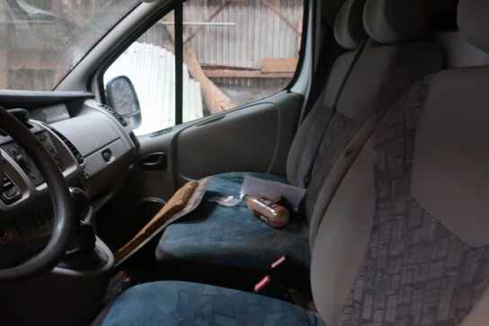 Varebil OPEL VIVARO 1.9DTI