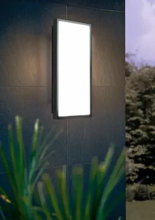 Eglo casazza udendørs væglampe sort(ubrugt)